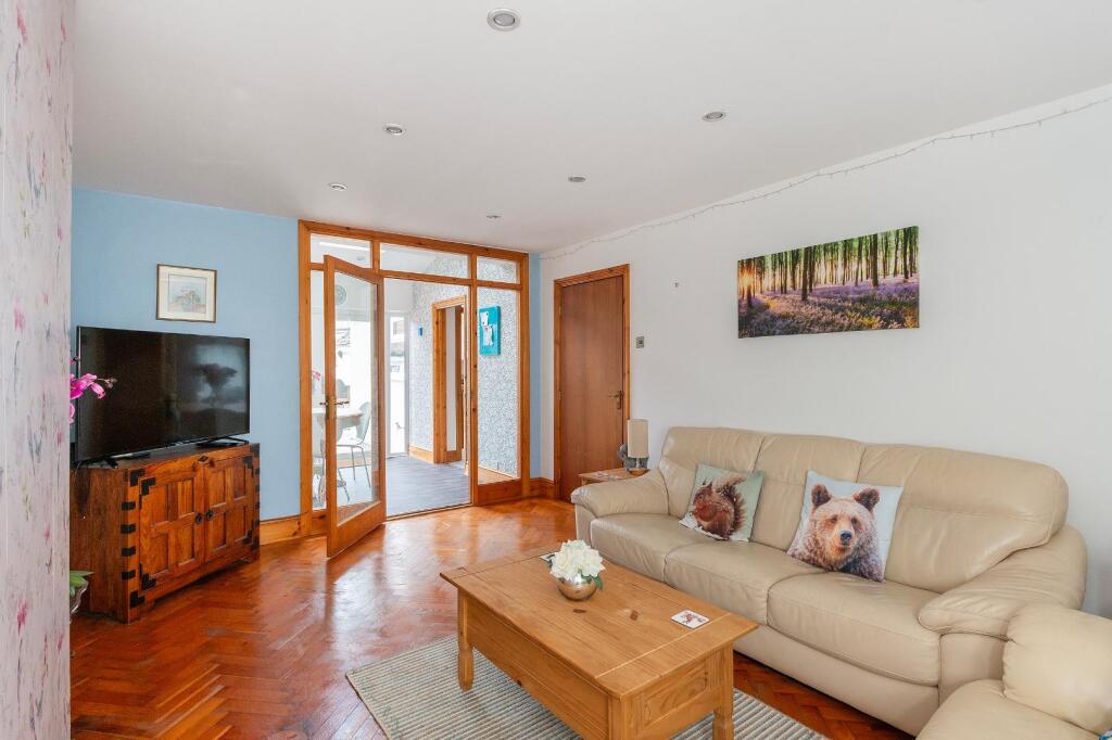 G1FPRBN - Living Room B.jpg