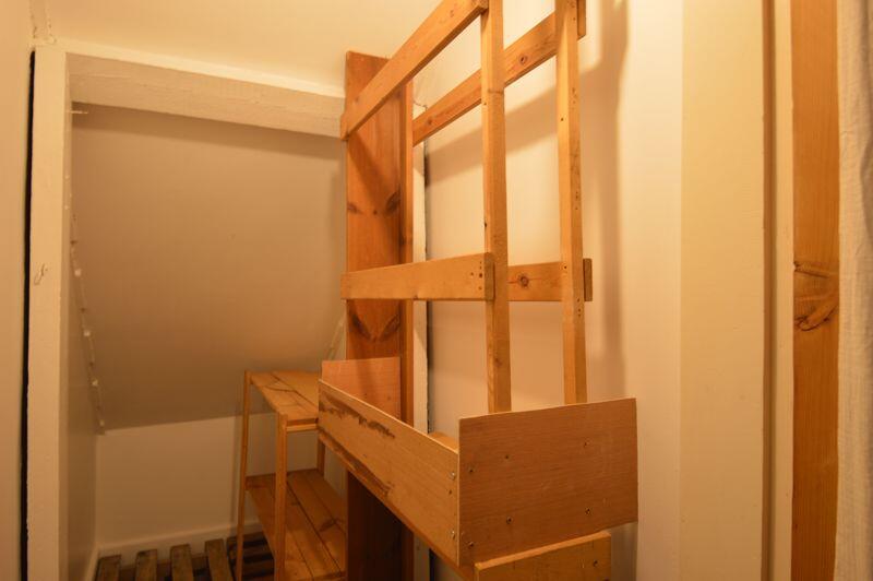 STORE