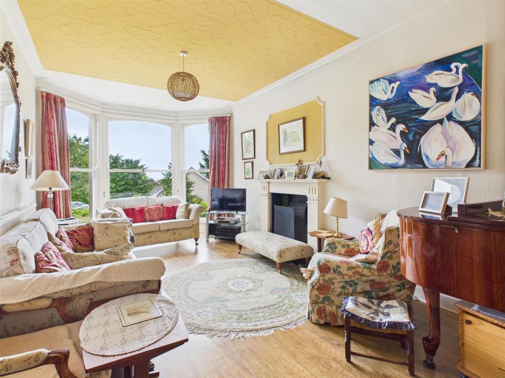 Open Plan Lounge And Dining Room