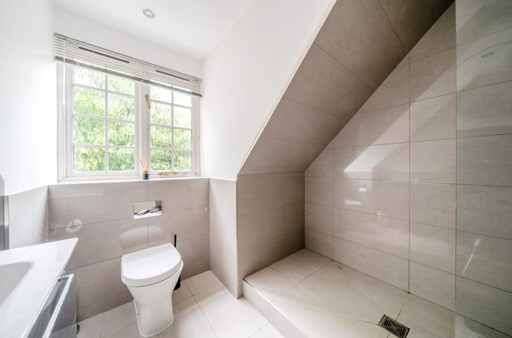 1299450-41-6835a9...