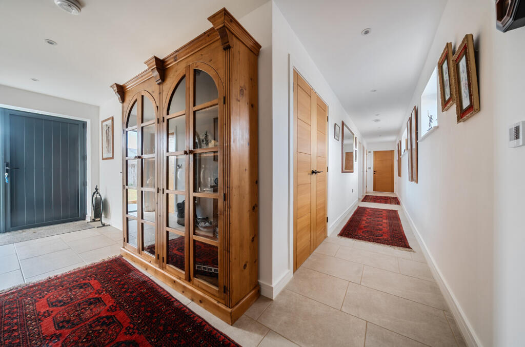 1349240-17-68b808...