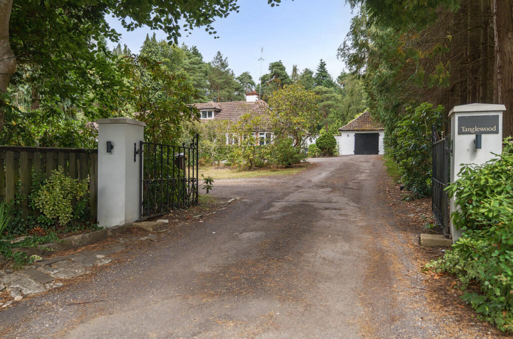 1327197-19-68810e...