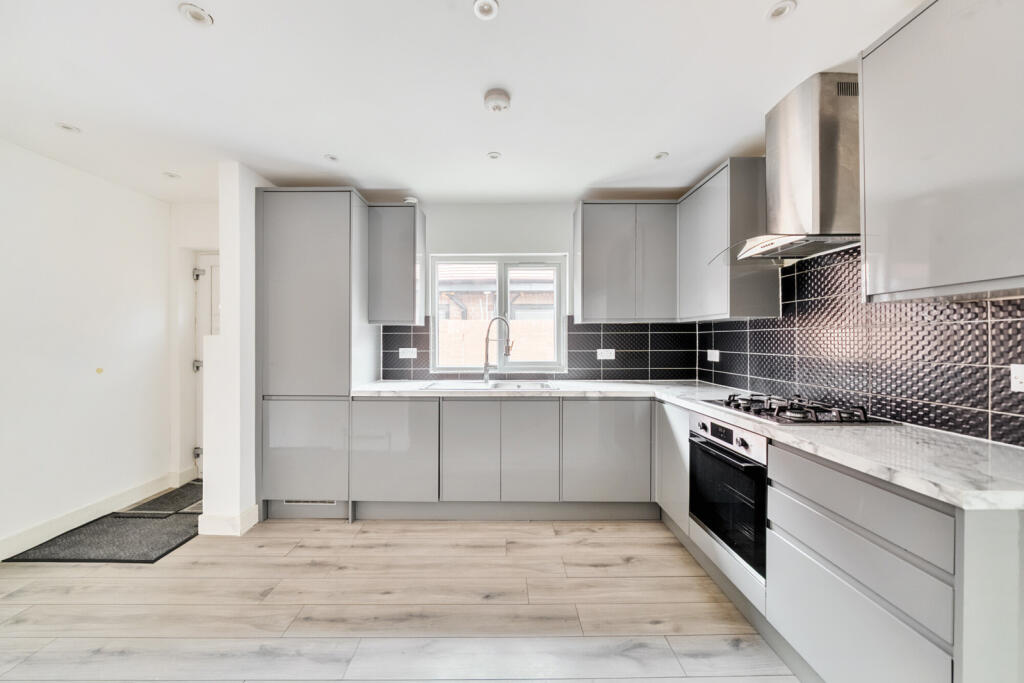 1320647-1-687f55e...