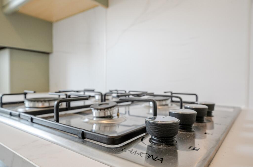 1336506-12-689b668a28e98