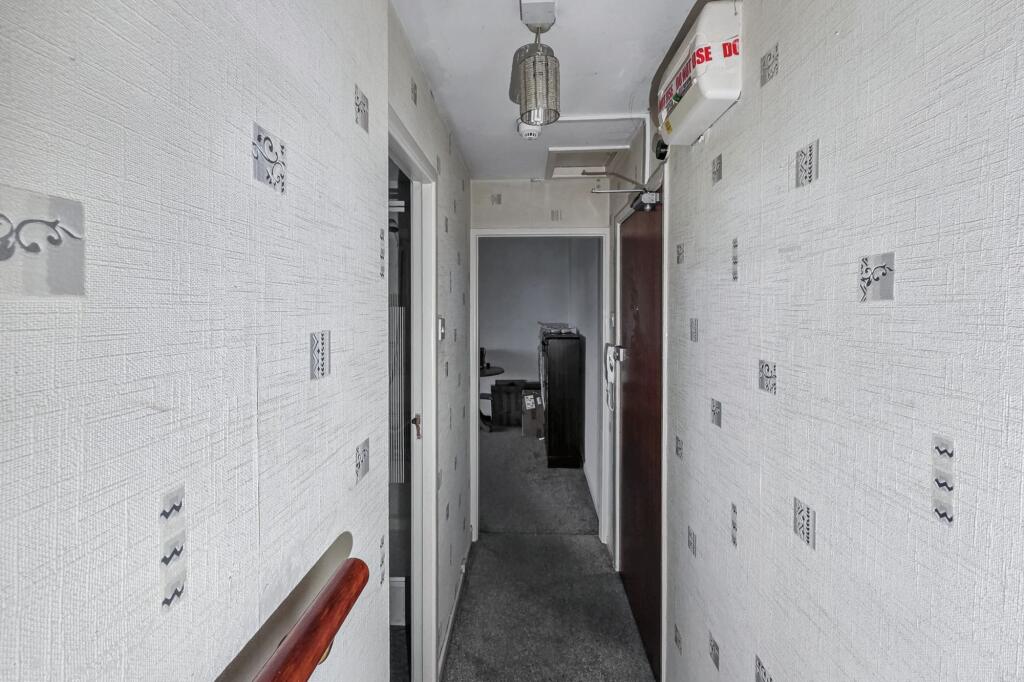 Flat 14 Jubilee Cottages 143-145 St. Andrews Road South Lytham St. Annes Lancashire, FY8 1YB