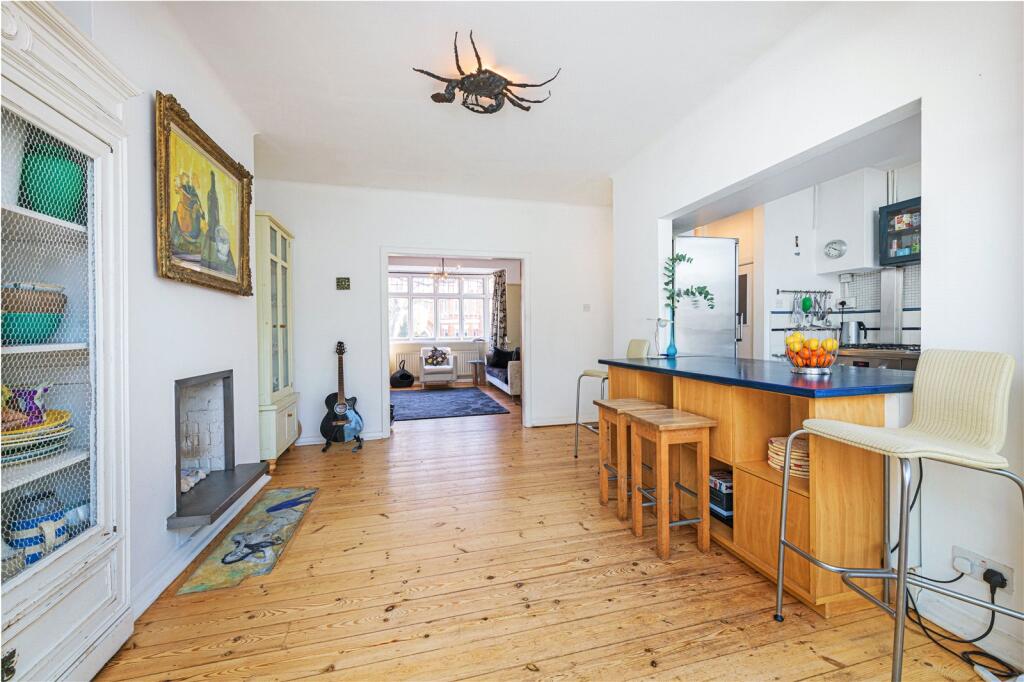 Kitchen / Breakfast