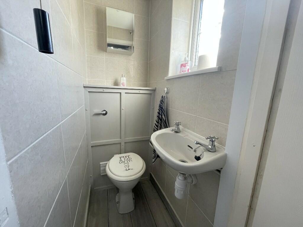 CLOAKROOM