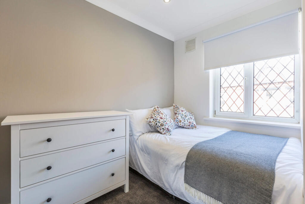 Hartley Crescent, Leeds