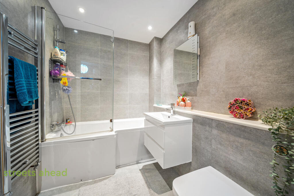 315a12f2-ce60-4ab...