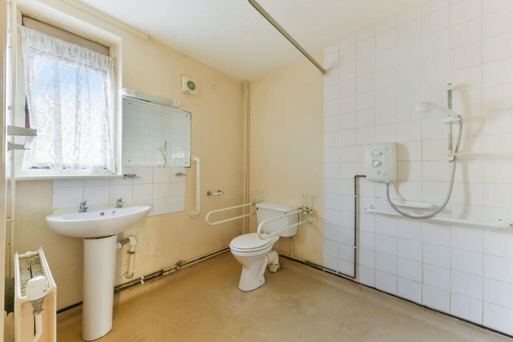 Large Bathroom