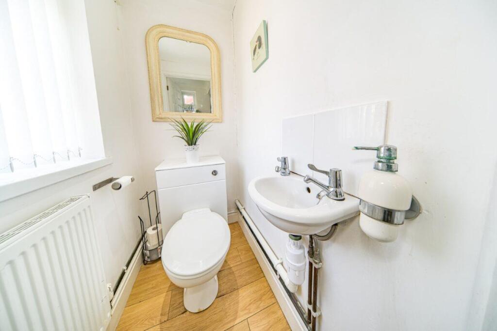 9 Pratt Road cloaks.jpg