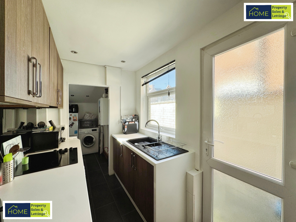 35, Denmark Road, Leicester, LE2 8AB