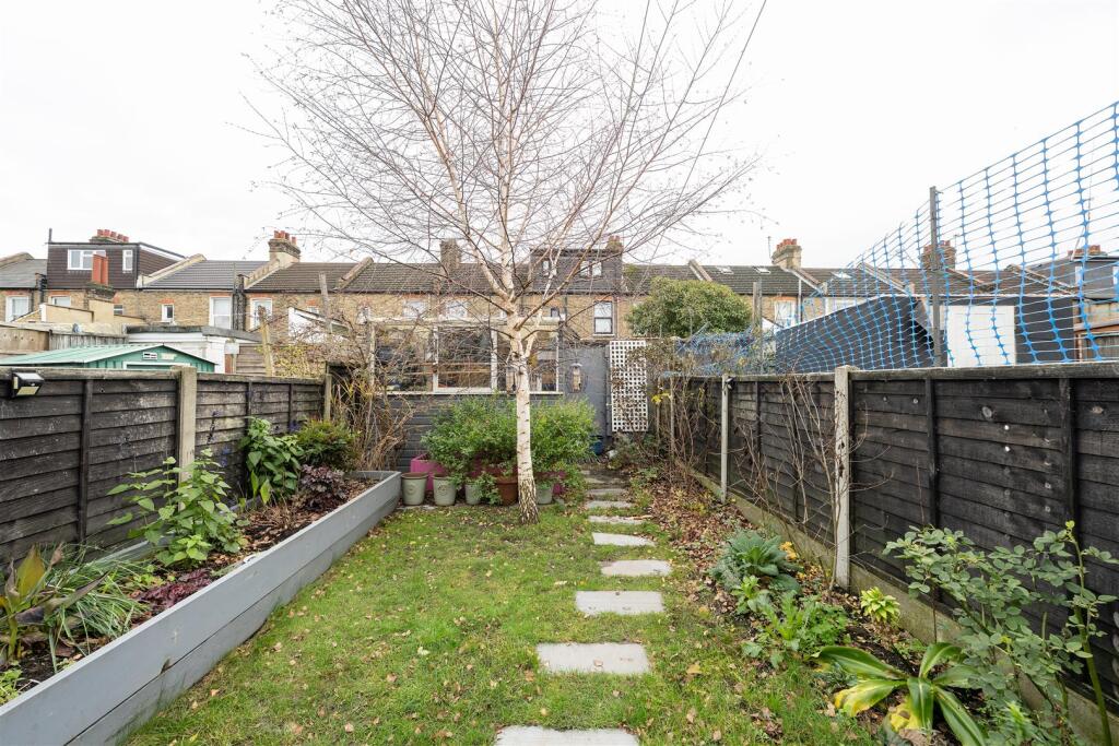 Garden-3.jpg