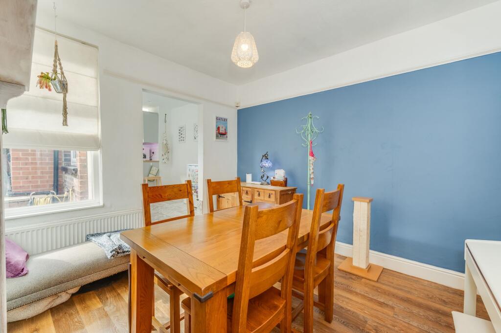 LOUNGE, KITCHEN AND DINER