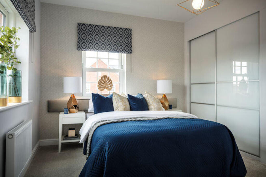 221333_TheDavenha...