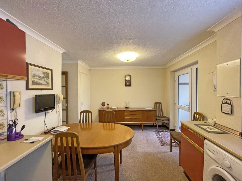 Dover Road 2 Dining Area.jpg