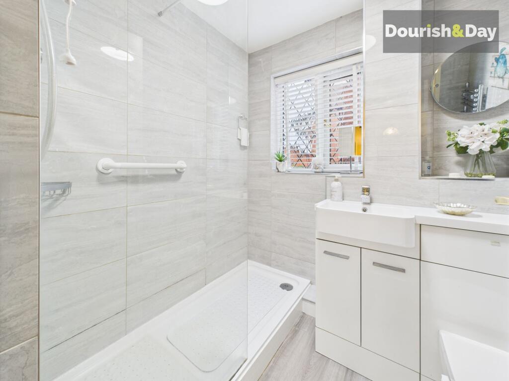 Modern Shower Room