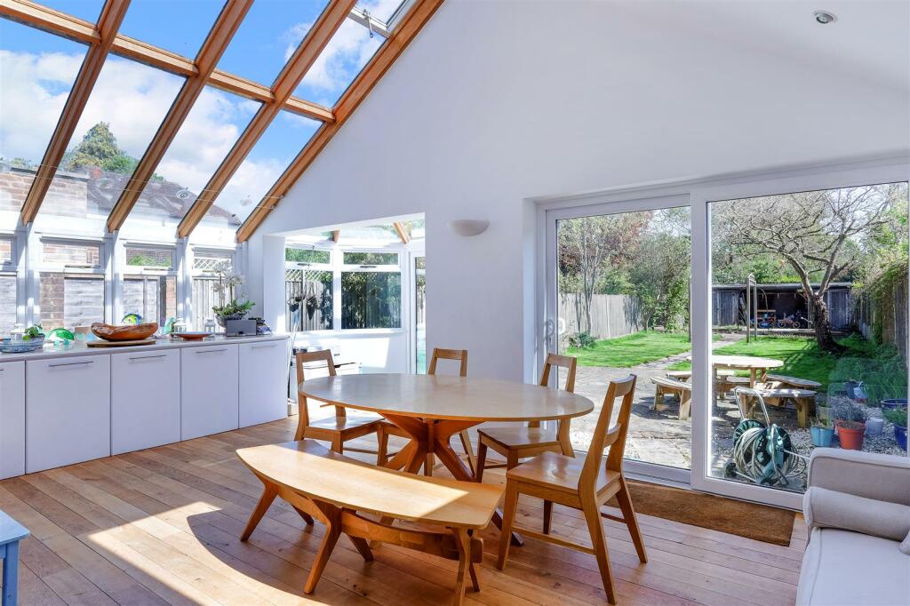 TOWER ROAD, 20A (18).jpg