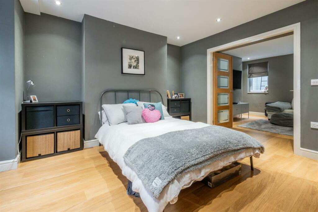 Bedroom 4 Aspect 2