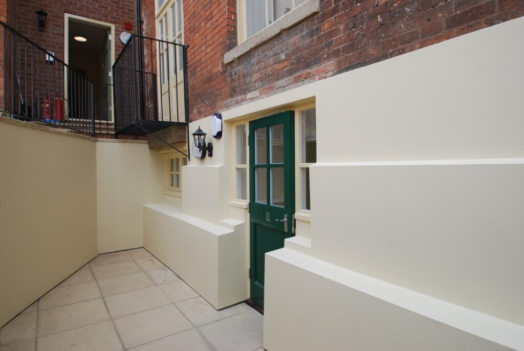 11 Nicol Court, Nashs Passage, Worcester, Worcestershire, WR1 2AN