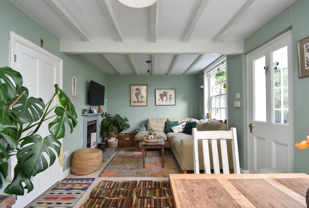 Living &amp; dining room