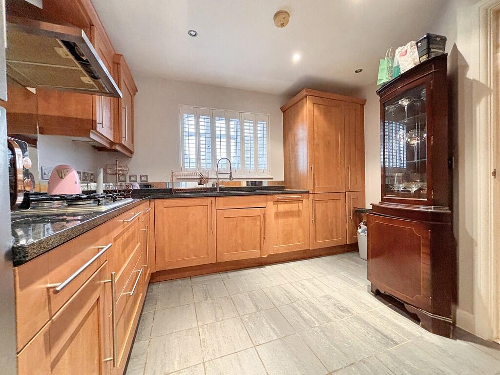 Photo 01-10-2024 ...