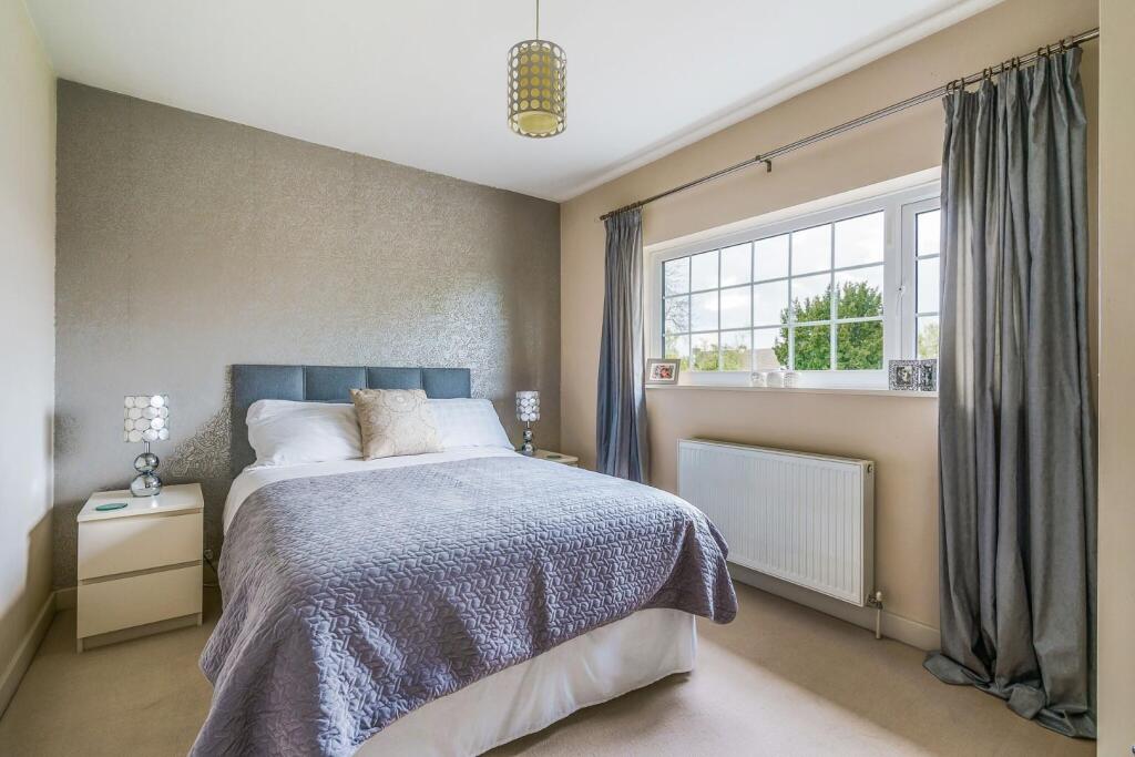 90260_30-Hawksworth-Lane  (27)_low.jpg