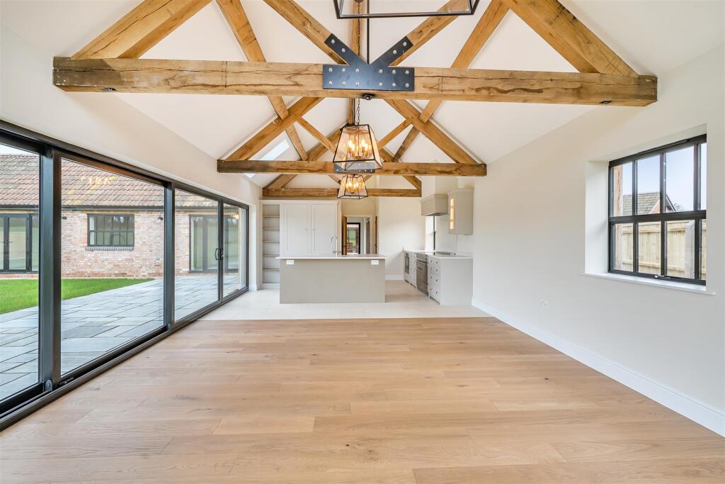 Impressive features throughout