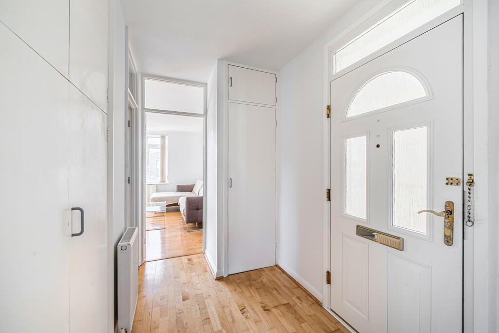 1364013-9-68e38ee...