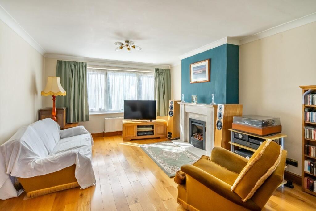 43 Foxwood Lane-2.jpg