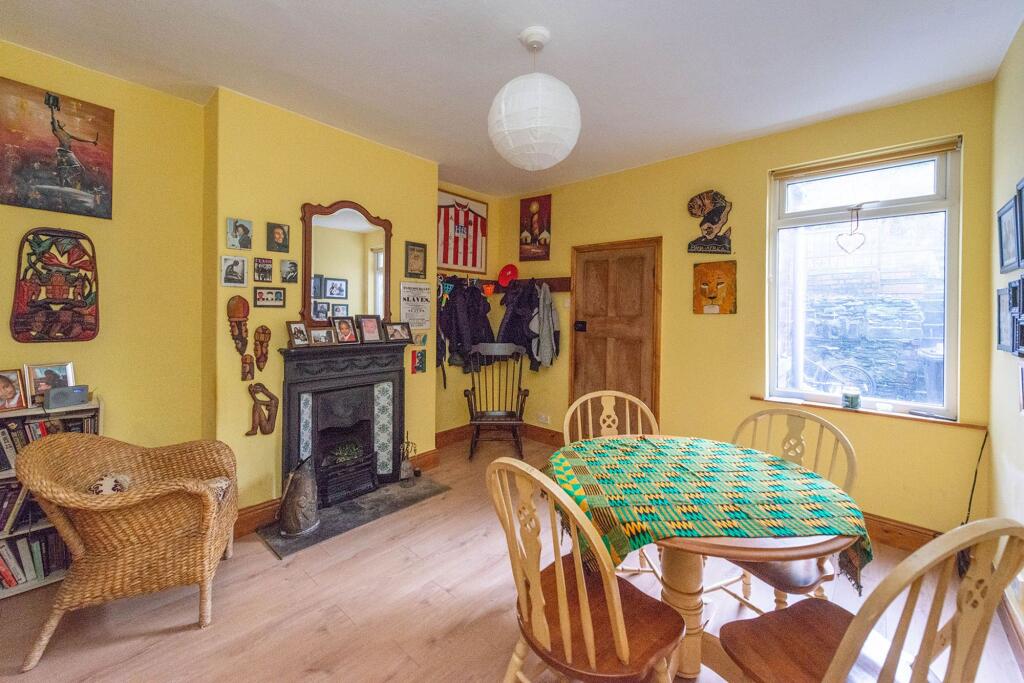 SITTING ROOM DINING ROOM AND KITCHEN