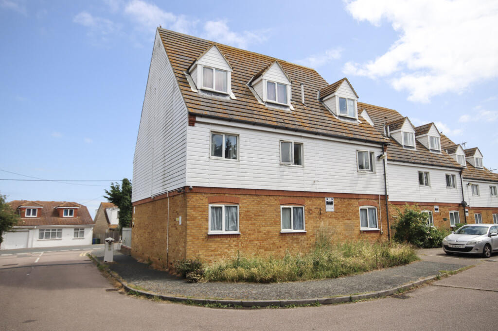 1 double Bed Flat for rent