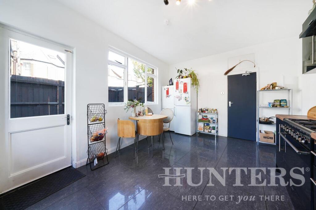 61 Fairbourne Road - 82jCJZboQsYKOrbGgQM7.jpg