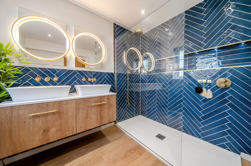 67efeb5407a2d-l-1269301  (14)