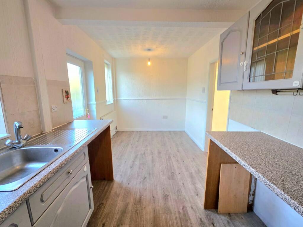 PHOTO-2025-11-10-19-12-27 4  T202511120959.jpg