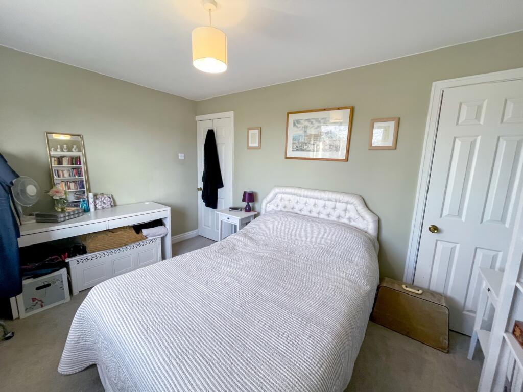 Bedroom-Back