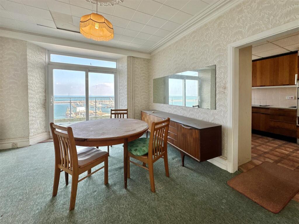 Torbay House Dining Room.JPG