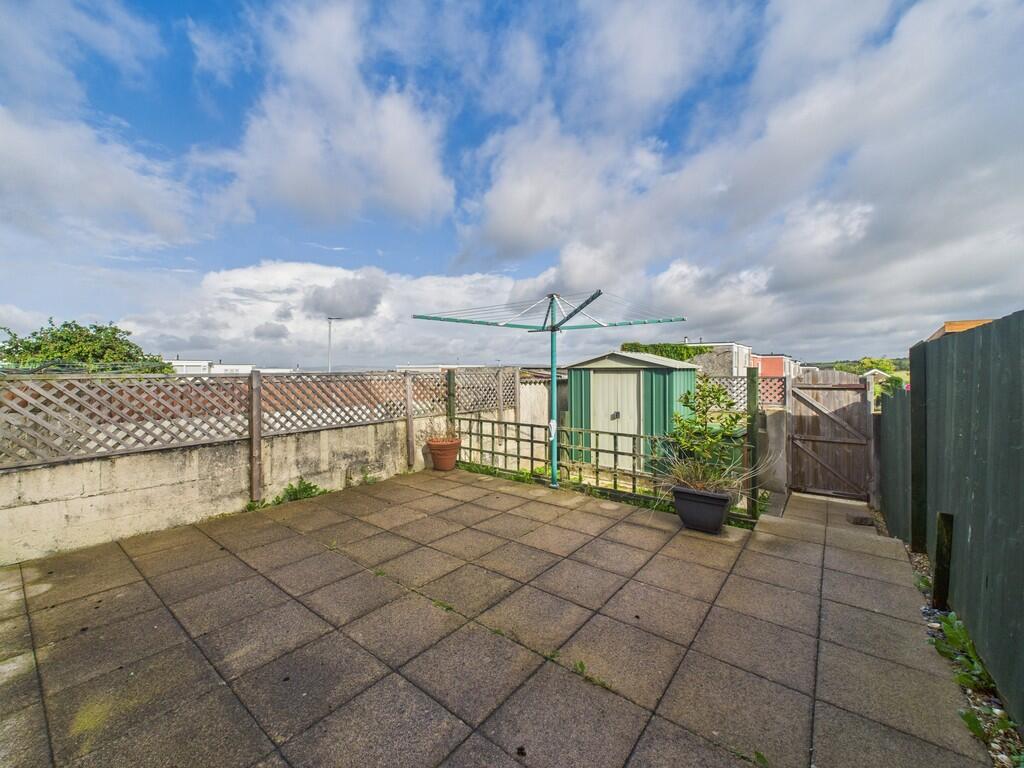 CAM02089G0-PR0560...