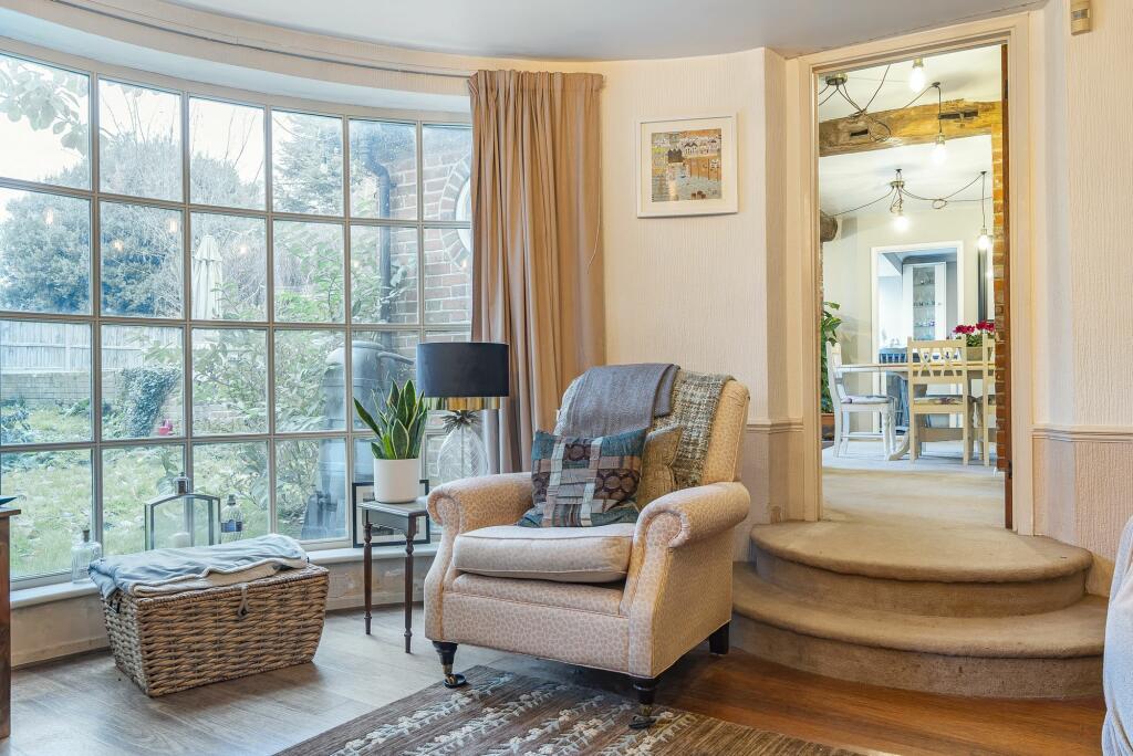 Living Room (12)
