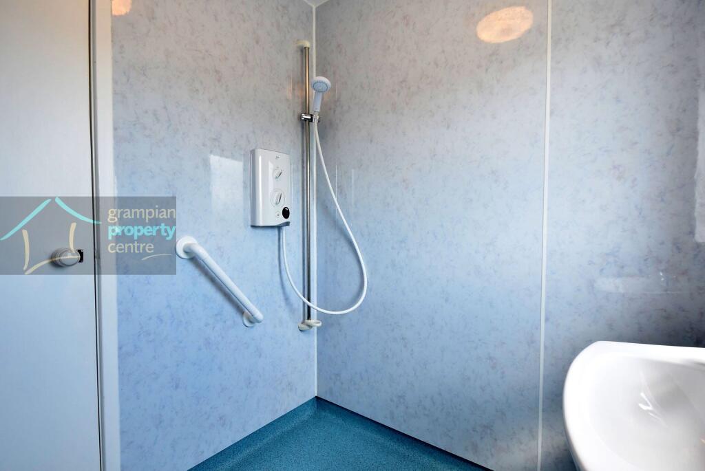 shower room 2 .JPG