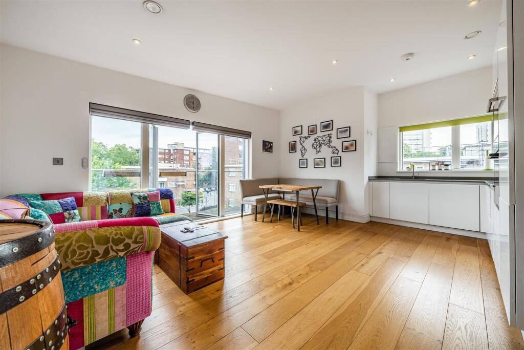 Eden Harper Clarence Walk