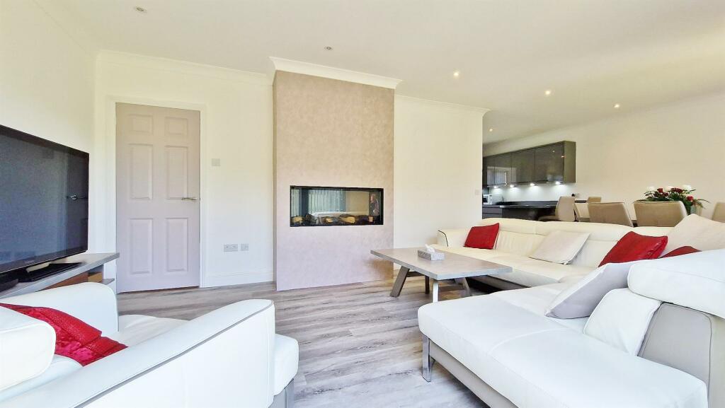 Alternate Lounge/Diner View