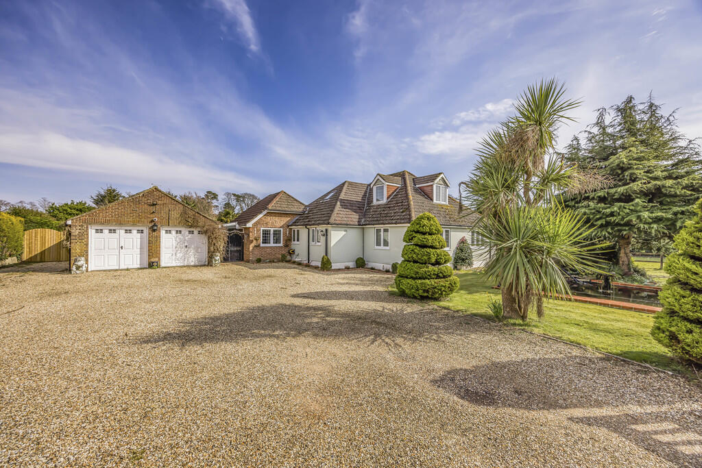 Sunnycroft, North...