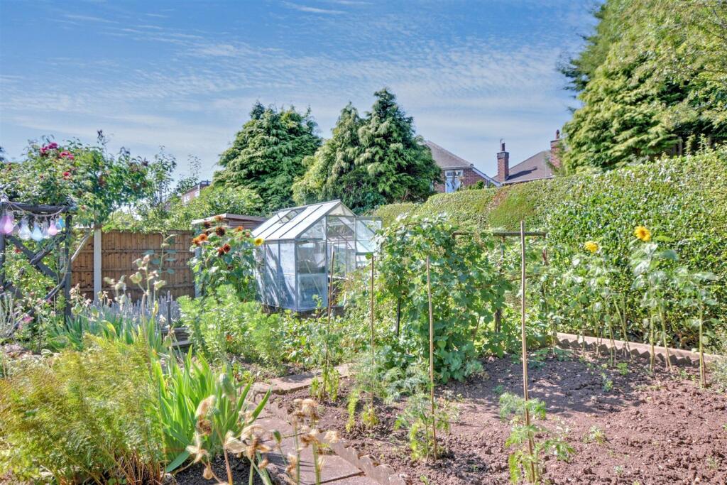 Garden_5.jpeg