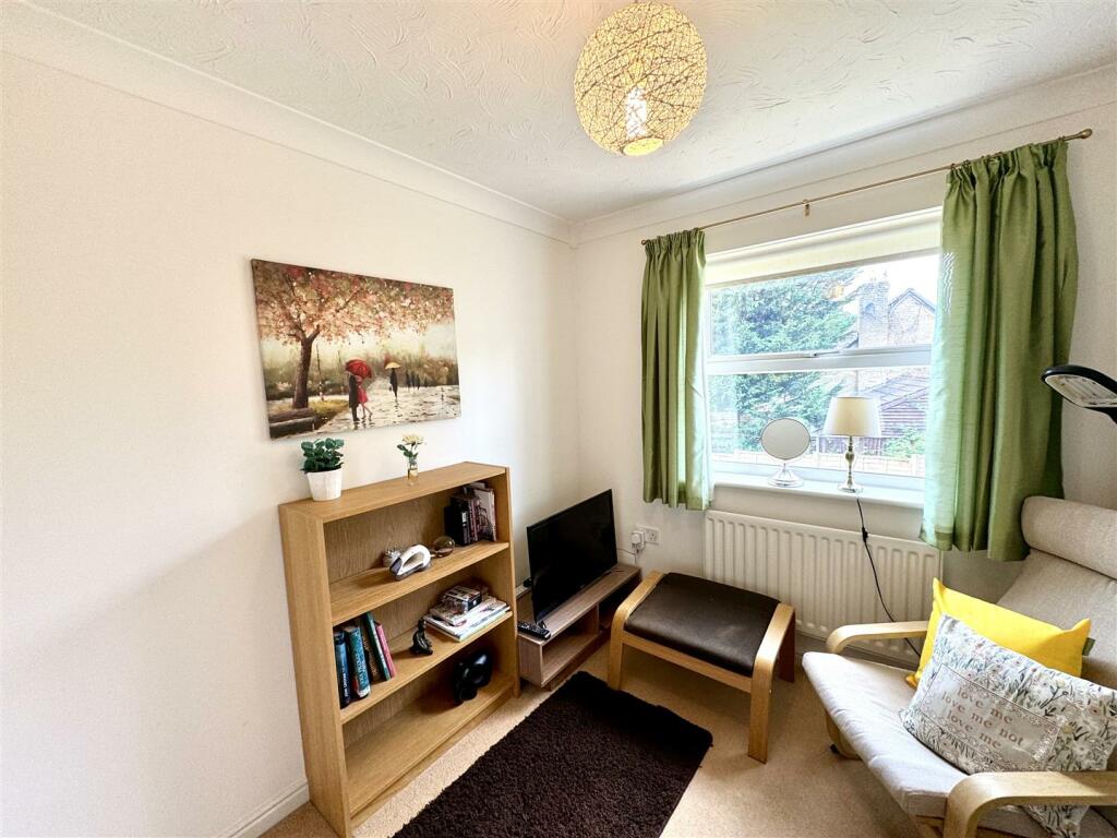 BEDROOM 3