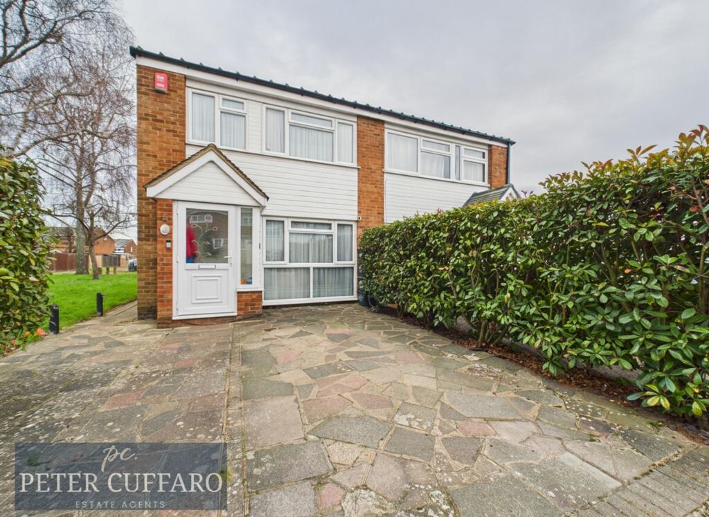 Wallers Way, Hoddesdon, EN11