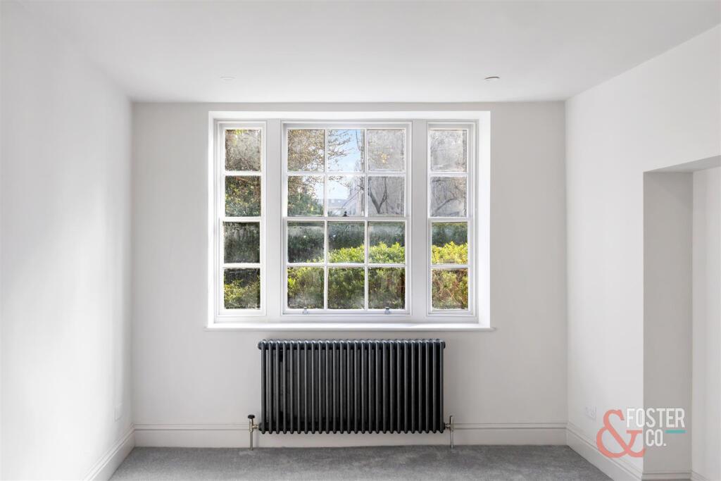 Grand Avenue 8 Flat 9-012.jpg