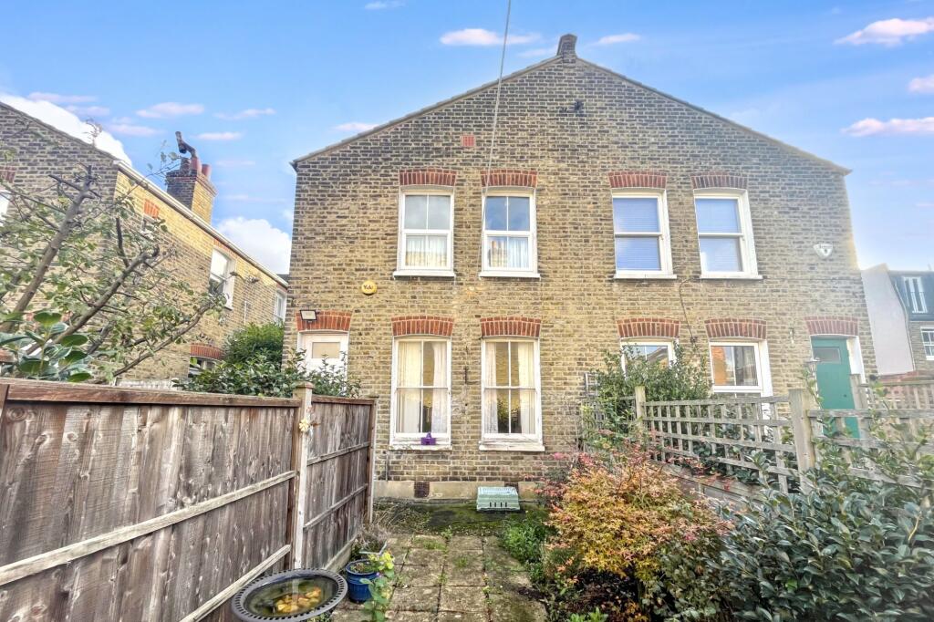 65 Burntwood Lane, London SW17 0AJ