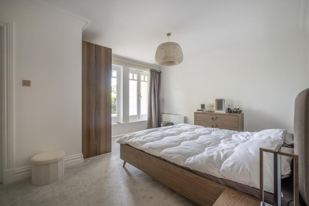 Clevedon-Road-001...