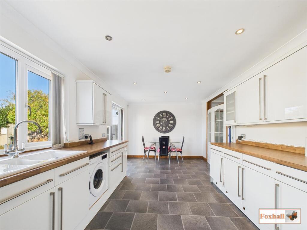 Kitchen / Diner